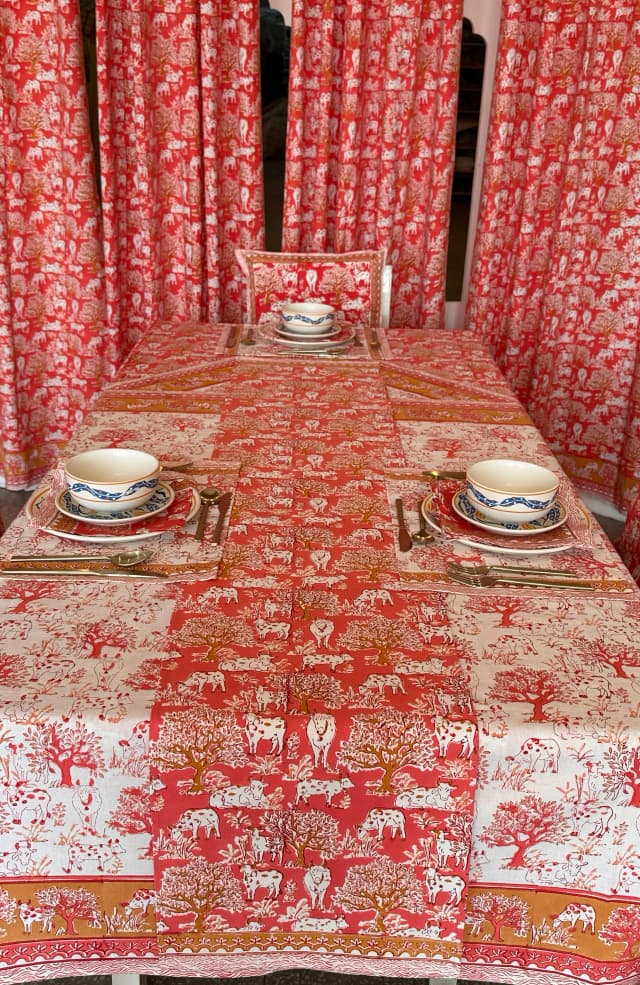 Soma Shop - CANVAS TABLE RUNNER