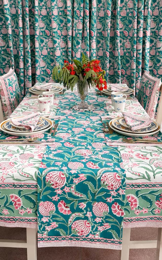 Soma Shop - CANVAS TABLE RUNNER