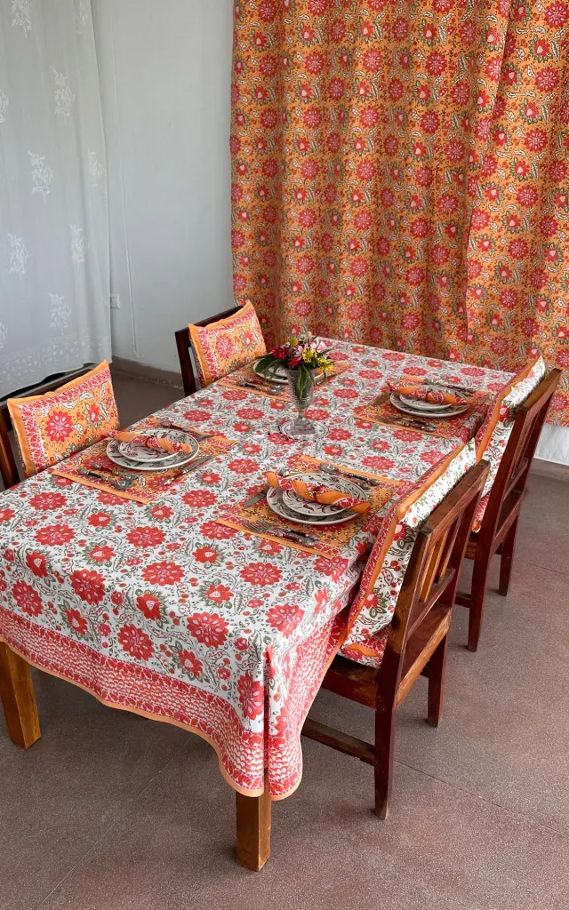 TABLE CLOTH RECTANGLE -150X225 CMS