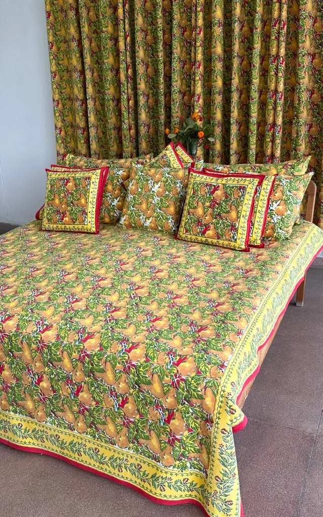 BED SPREAD