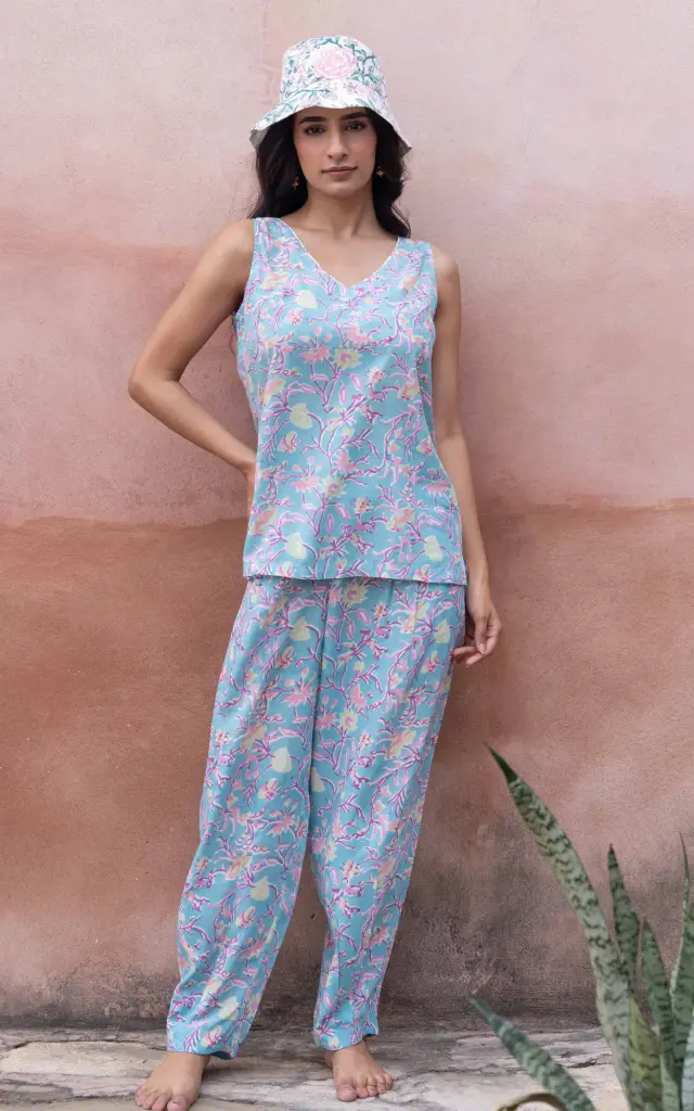PHULKARI 4 TOP
