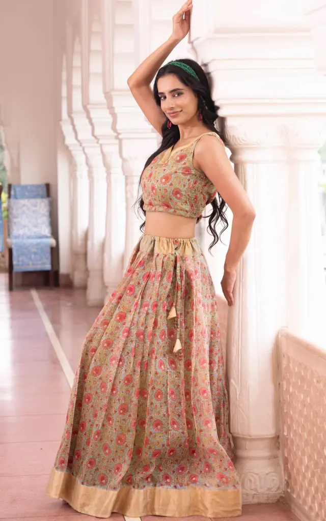 SHEER 7 CHOLI SKIRT SET