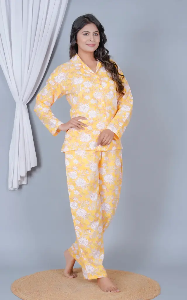 LOUNGE 52 PJSET