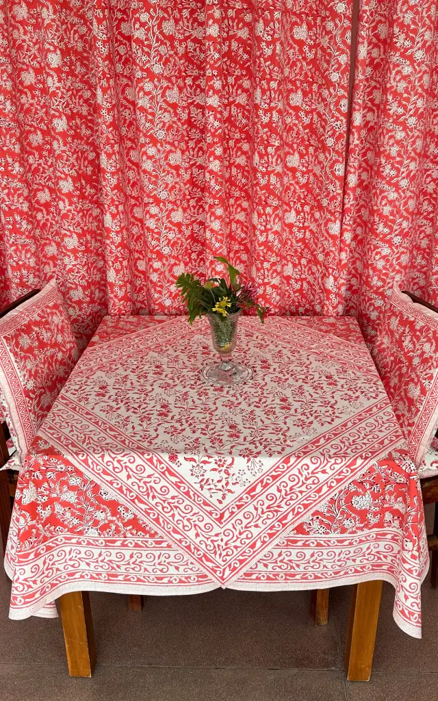 TABLE CLOTH -100X100