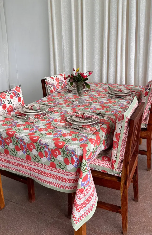 TABLE CLOTH RECTANGLE -150X225 CMS
