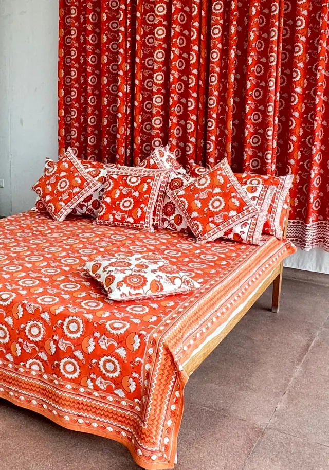 BED SPREAD