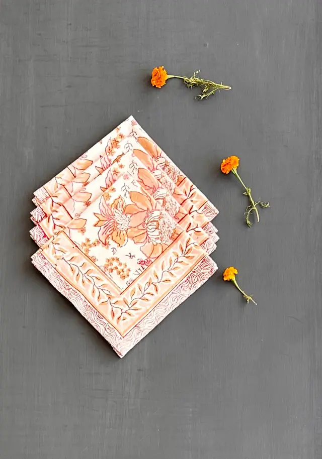 NAPKIN - SET OF 6