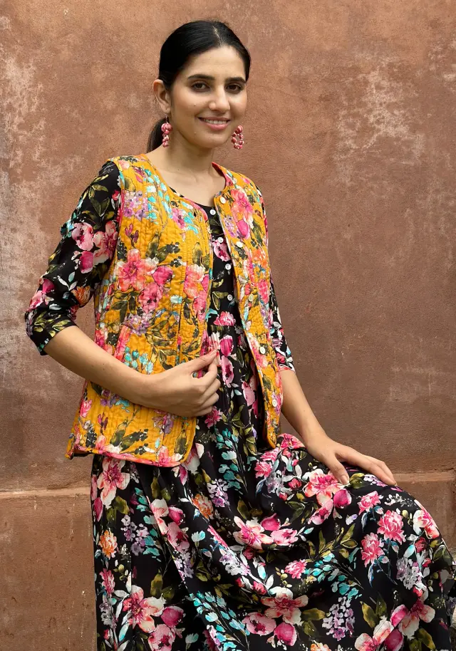 FLORAL 8 QUILTED VEST