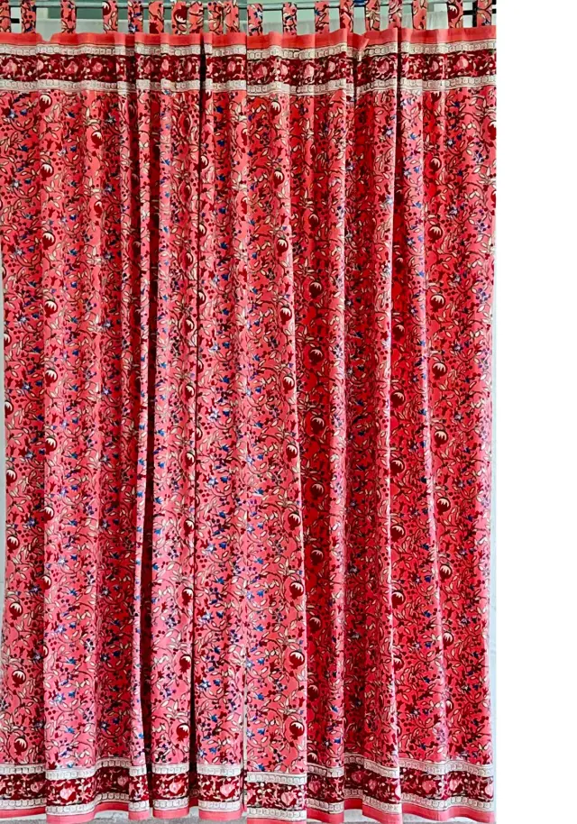 CURTAIN WITH TABS