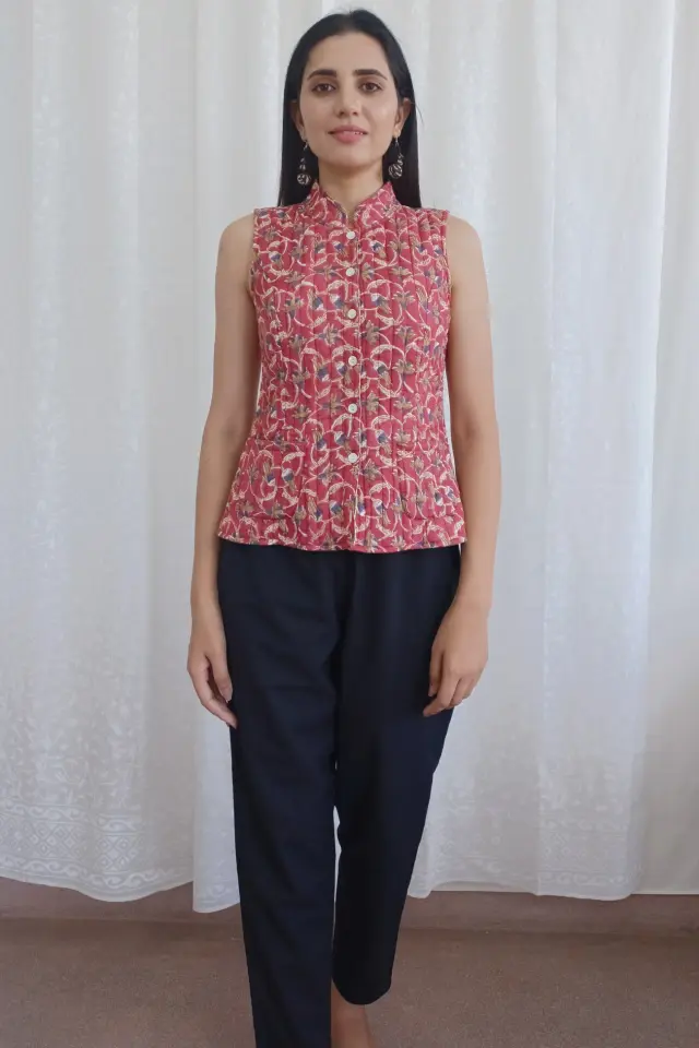 TAGAI VEST