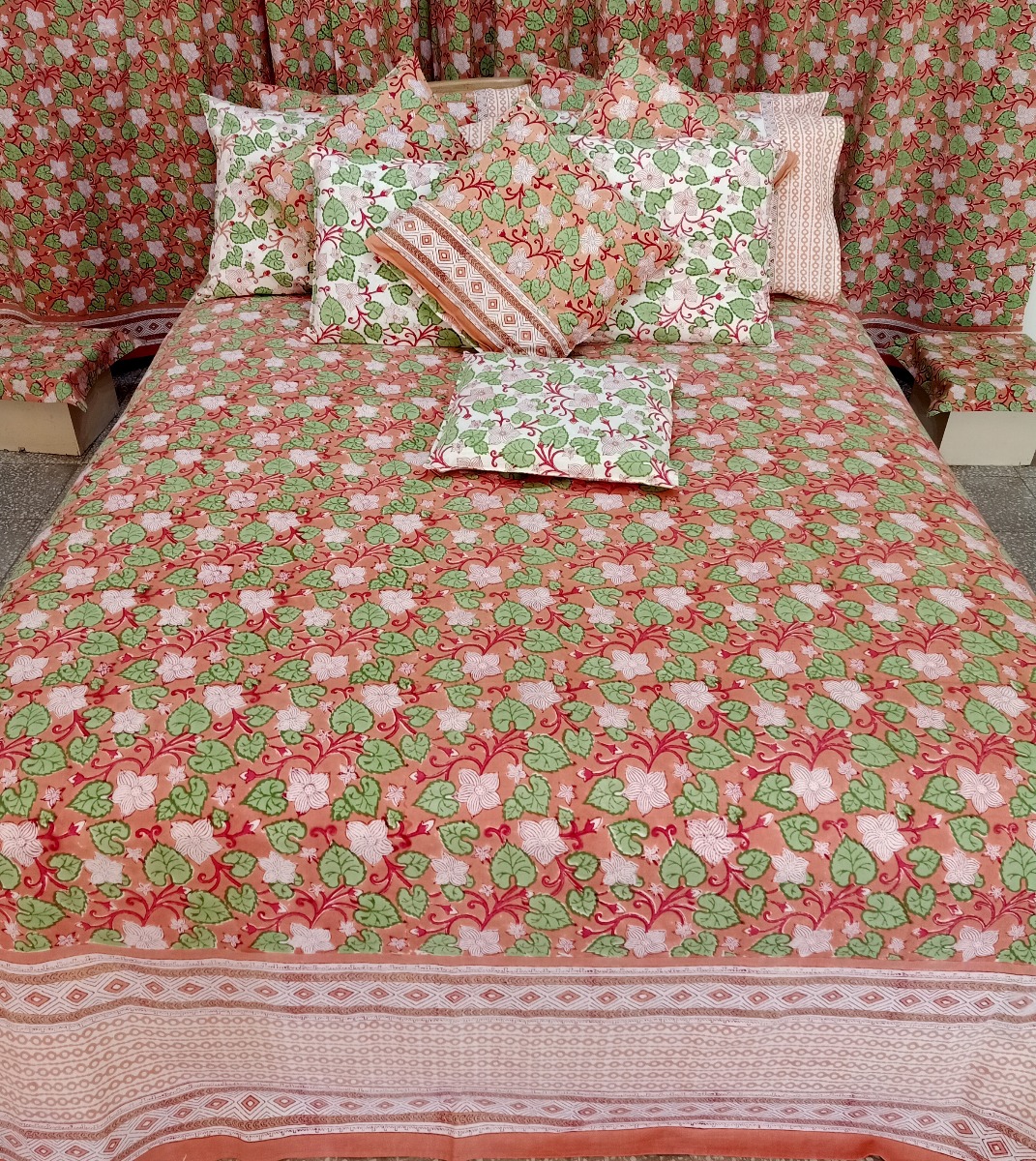 BED SPREAD