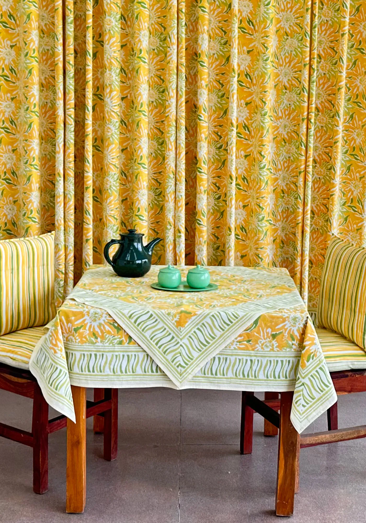 TABLE CLOTH -100X100