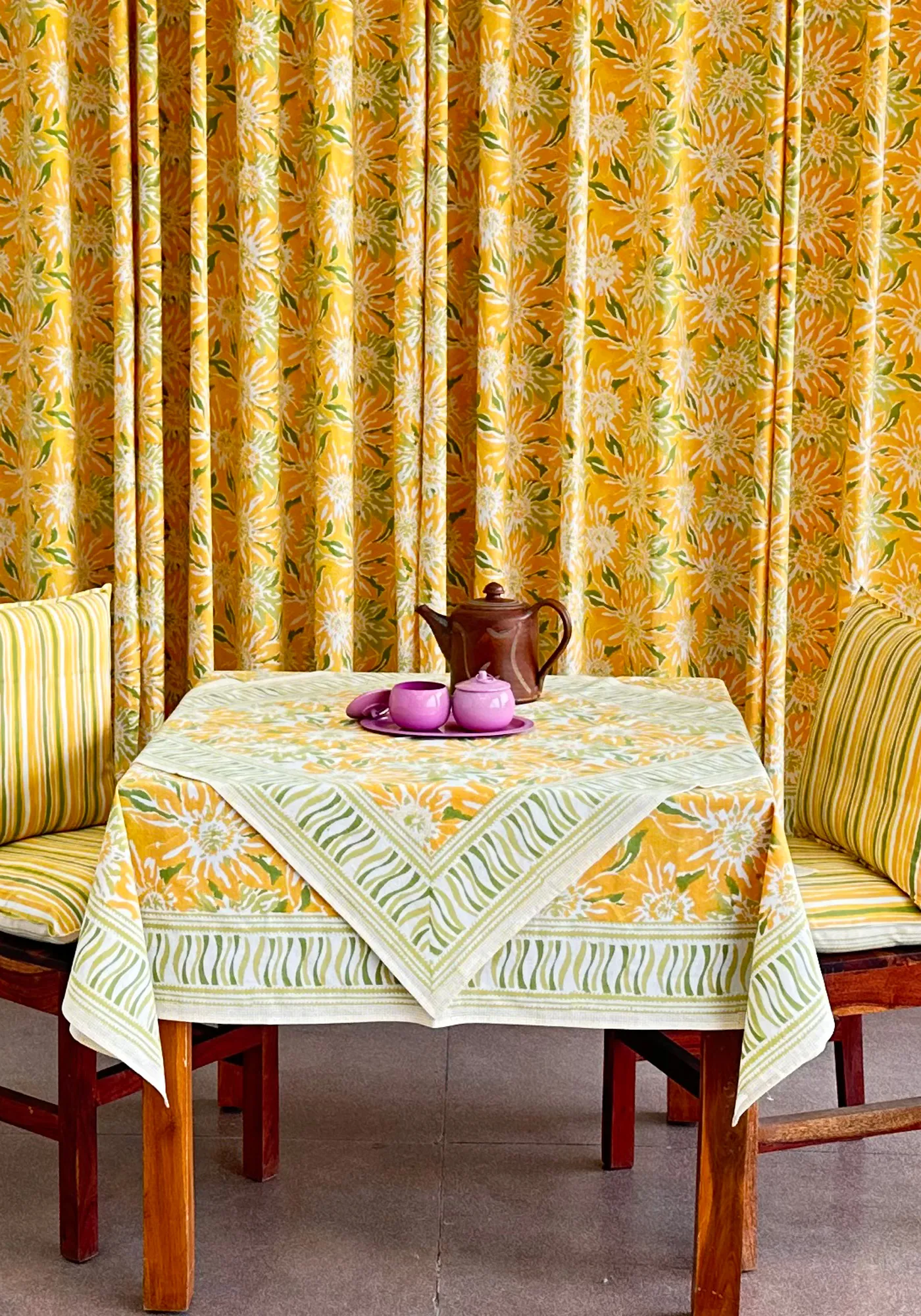 TABLE CLOTH -100X100