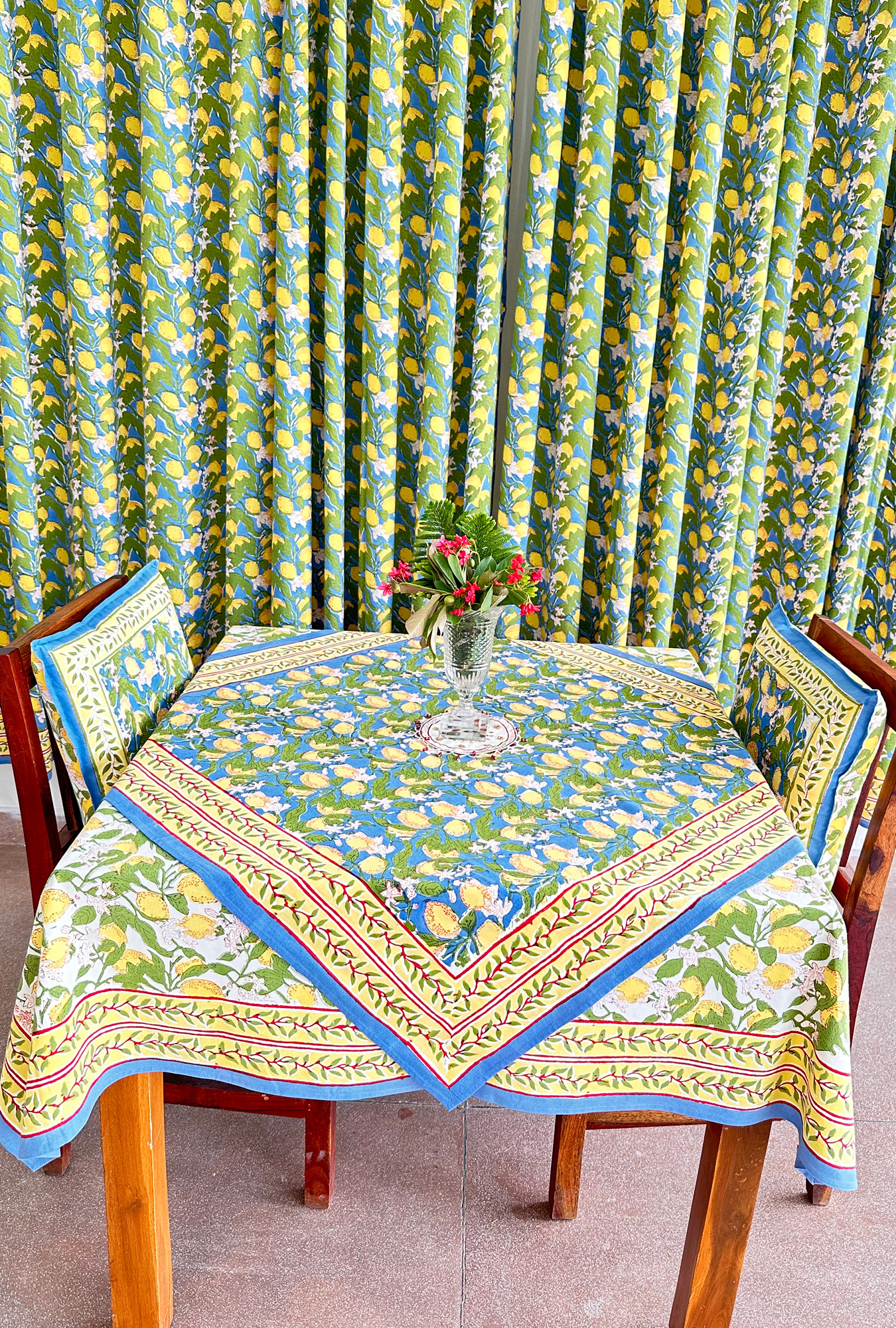 TABLE CLOTH -100X100