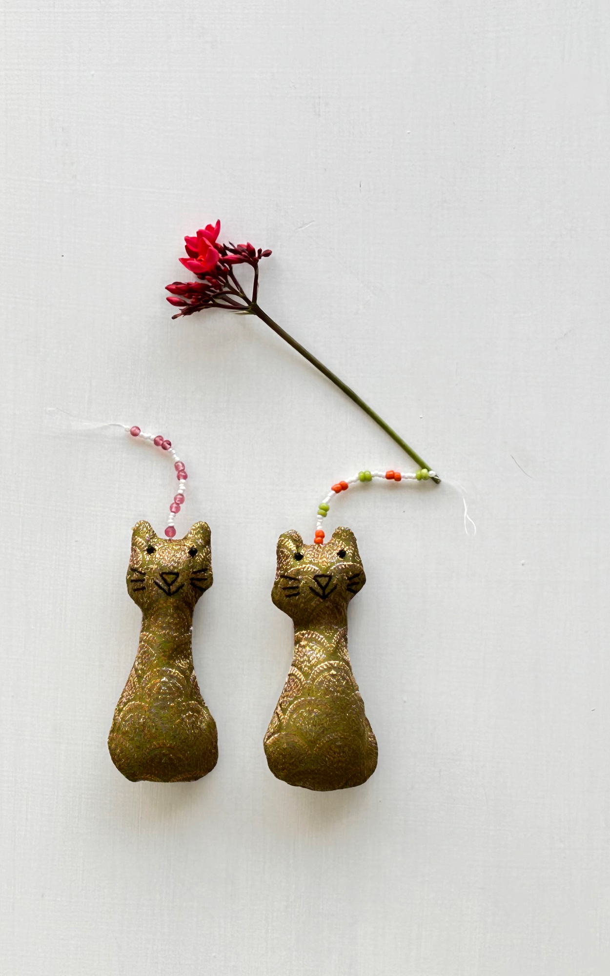 CHRISTMAS HANGING CAT SET OF 2