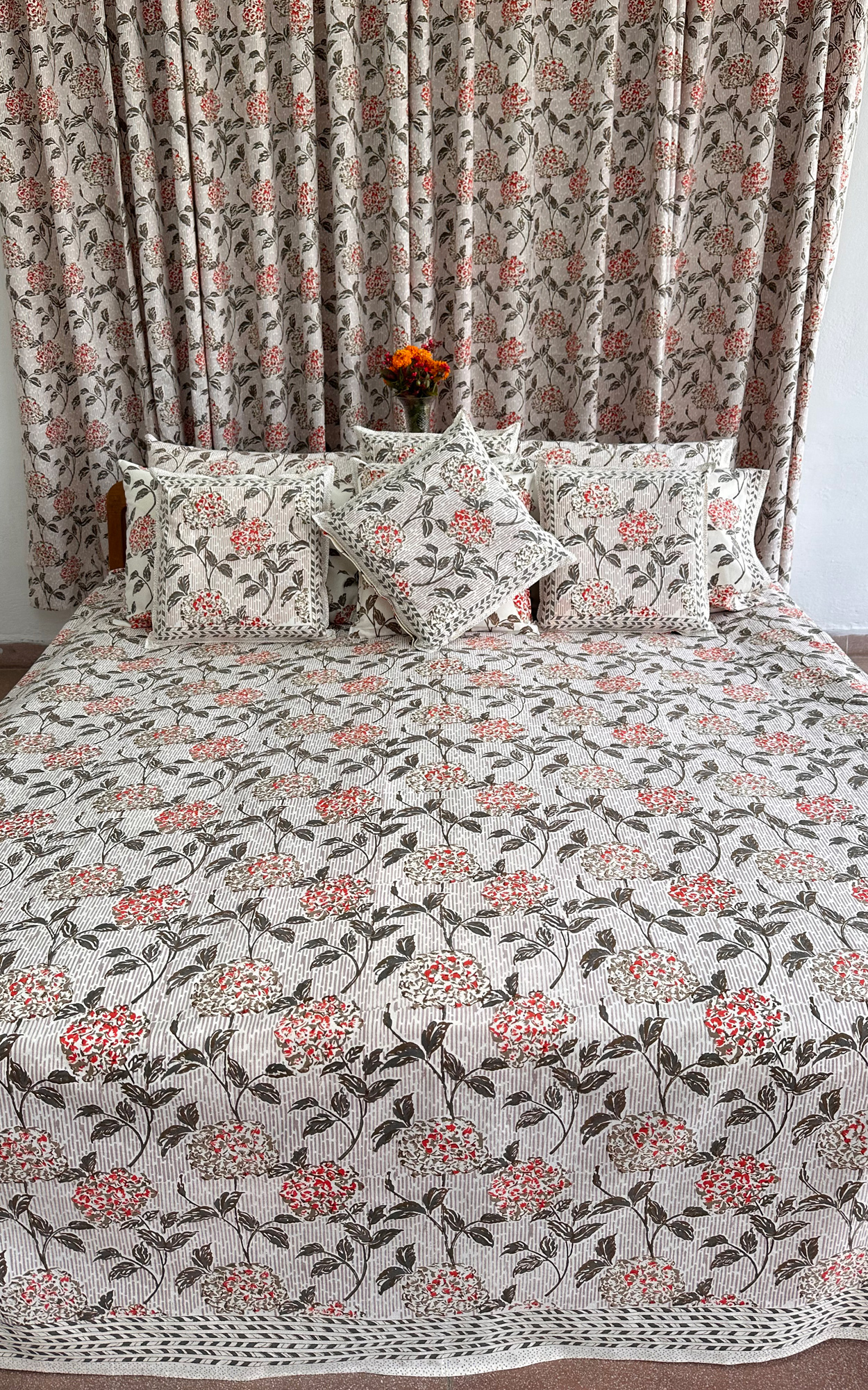 BED SPREAD