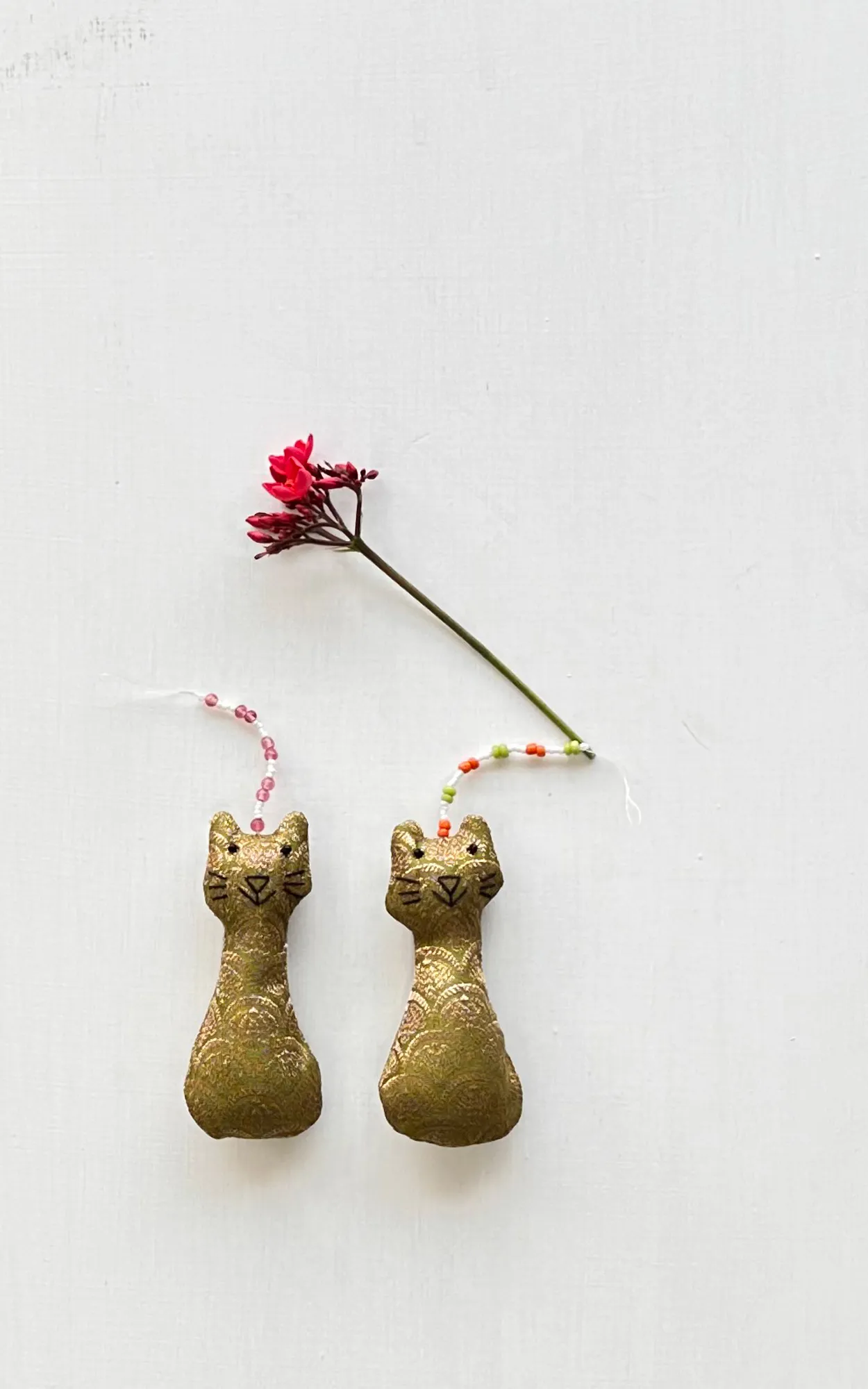 CHRISTMAS HANGING CAT SET OF 2