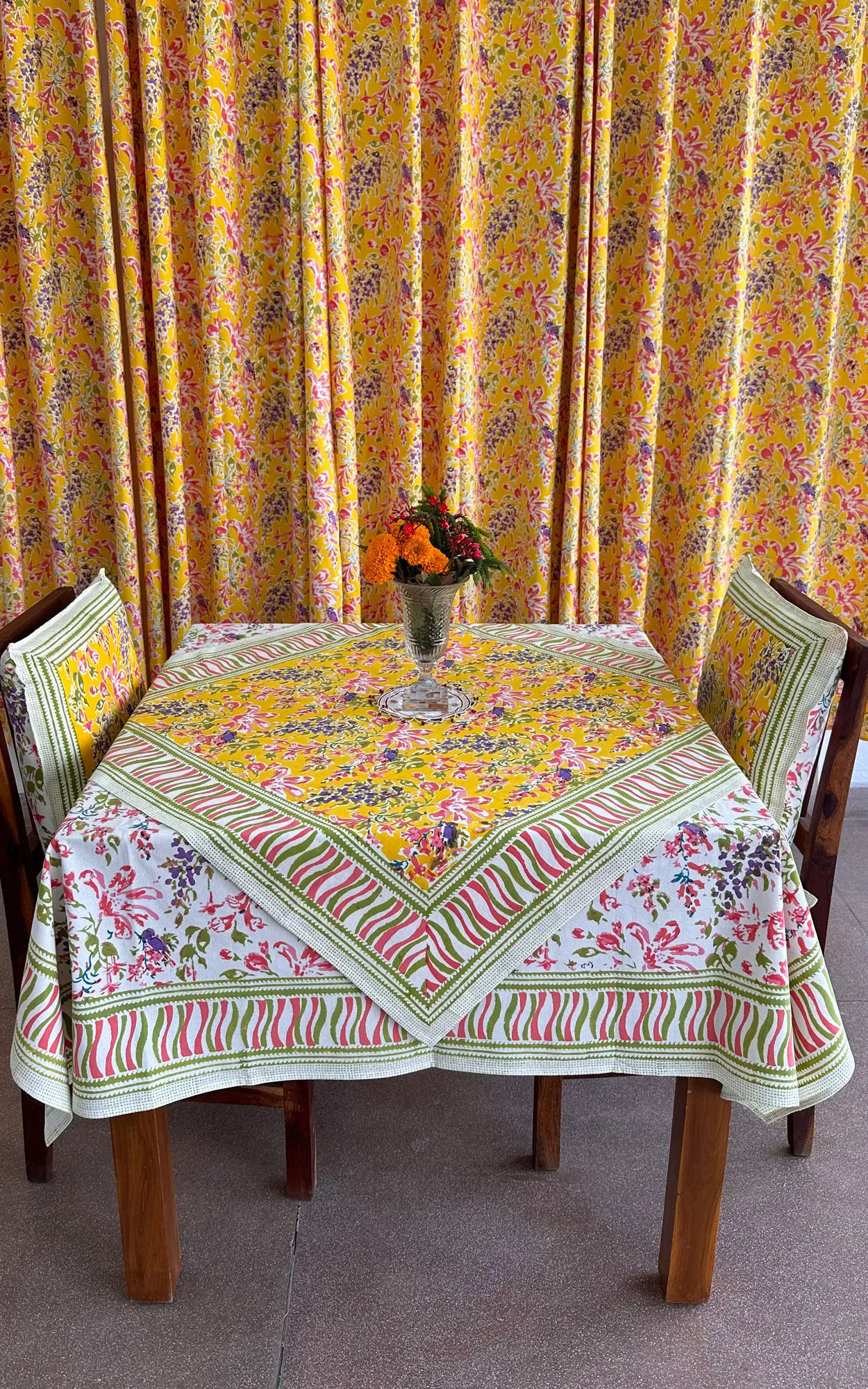 TABLE CLOTH -100X100